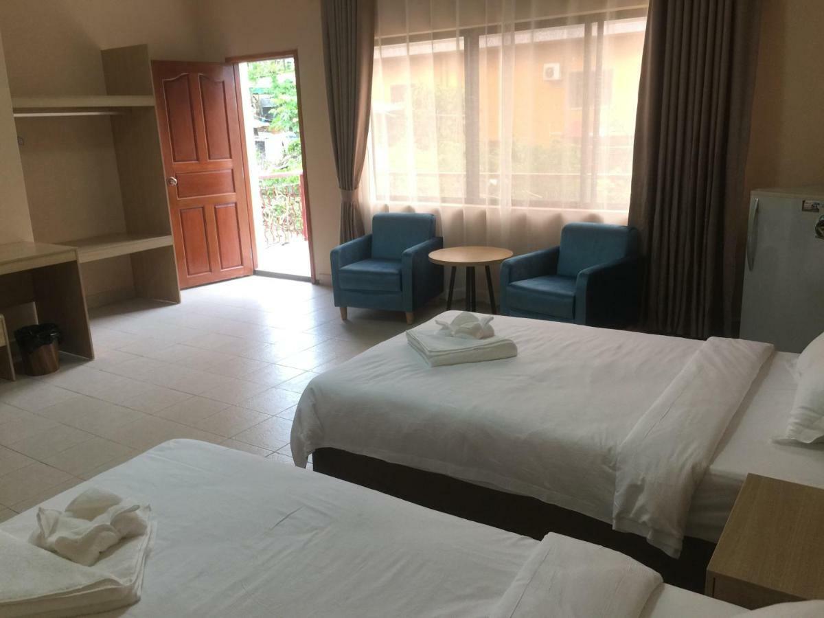 Golden Rooster Hotel Сиханоуквил Екстериор снимка